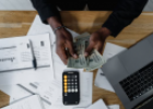 減資原因一般都寫(xiě)什么：企業(yè)如何權衡利弊，做出決策？